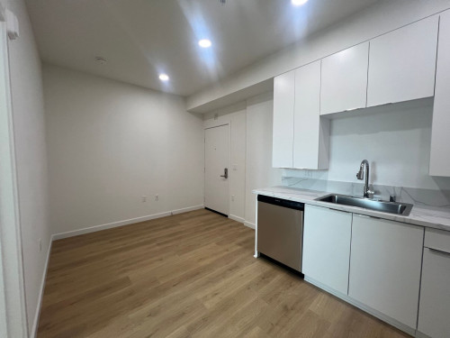 2900 S Orange Dr - Gallery - 4