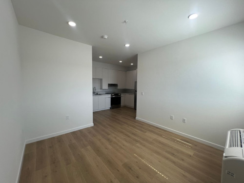 2900 S Orange Dr - Gallery - 2
