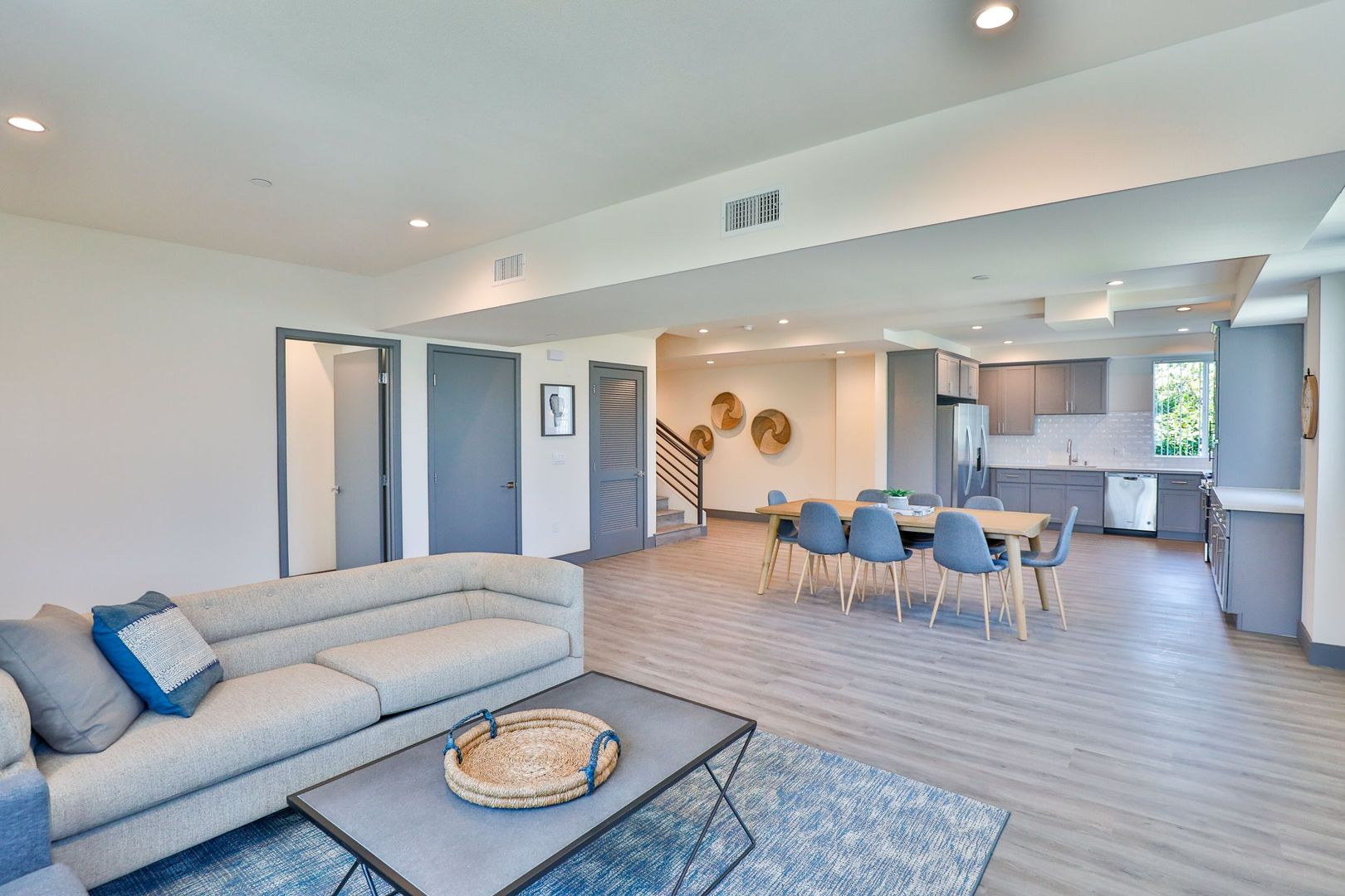 Unit 3 (8-Bedroom Flat) - 2
