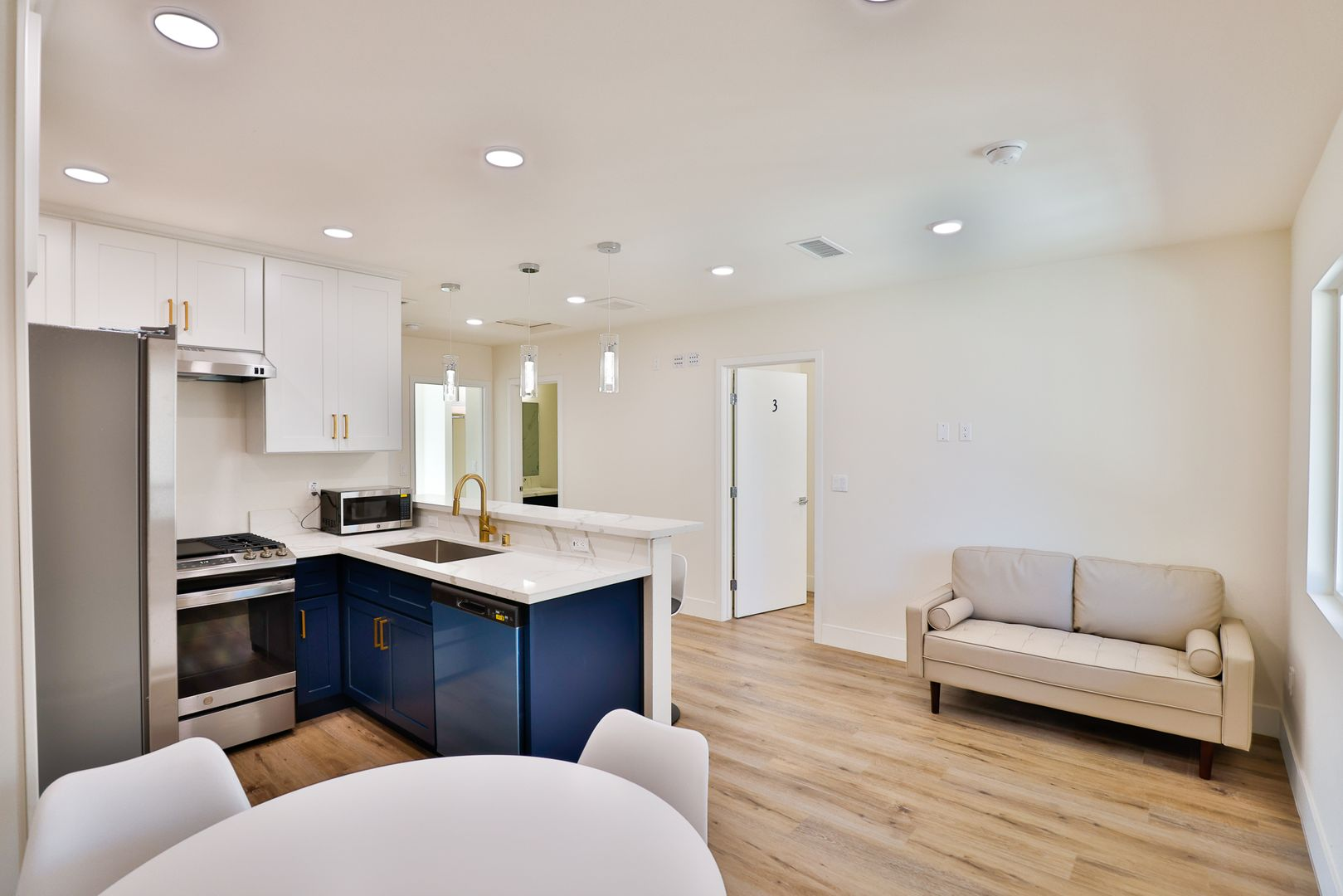 Unit 5 Private Room - 1