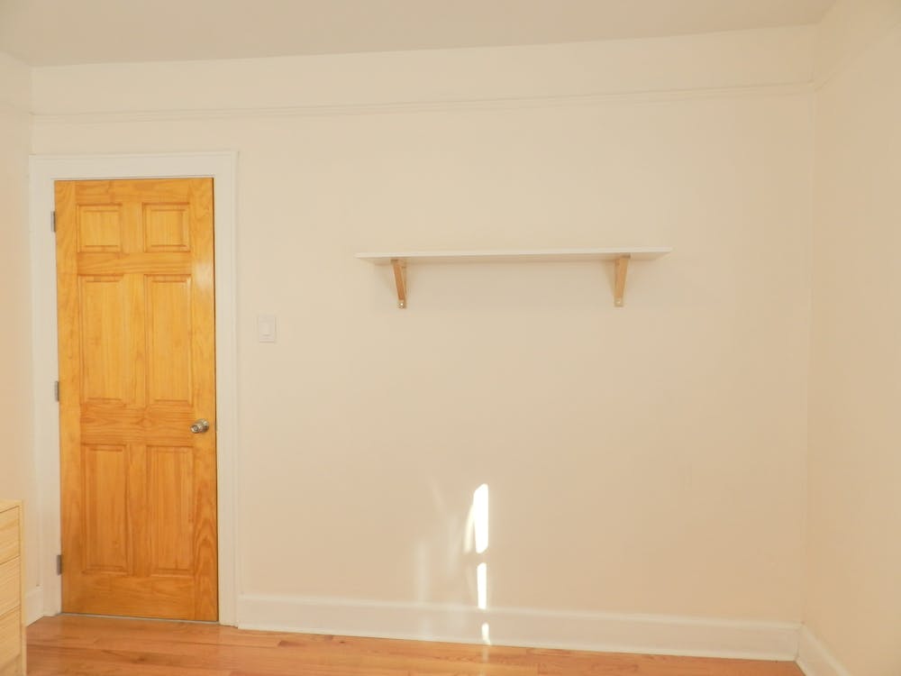 Room C - Cozy Style Townhouse Home - Gallery - 8