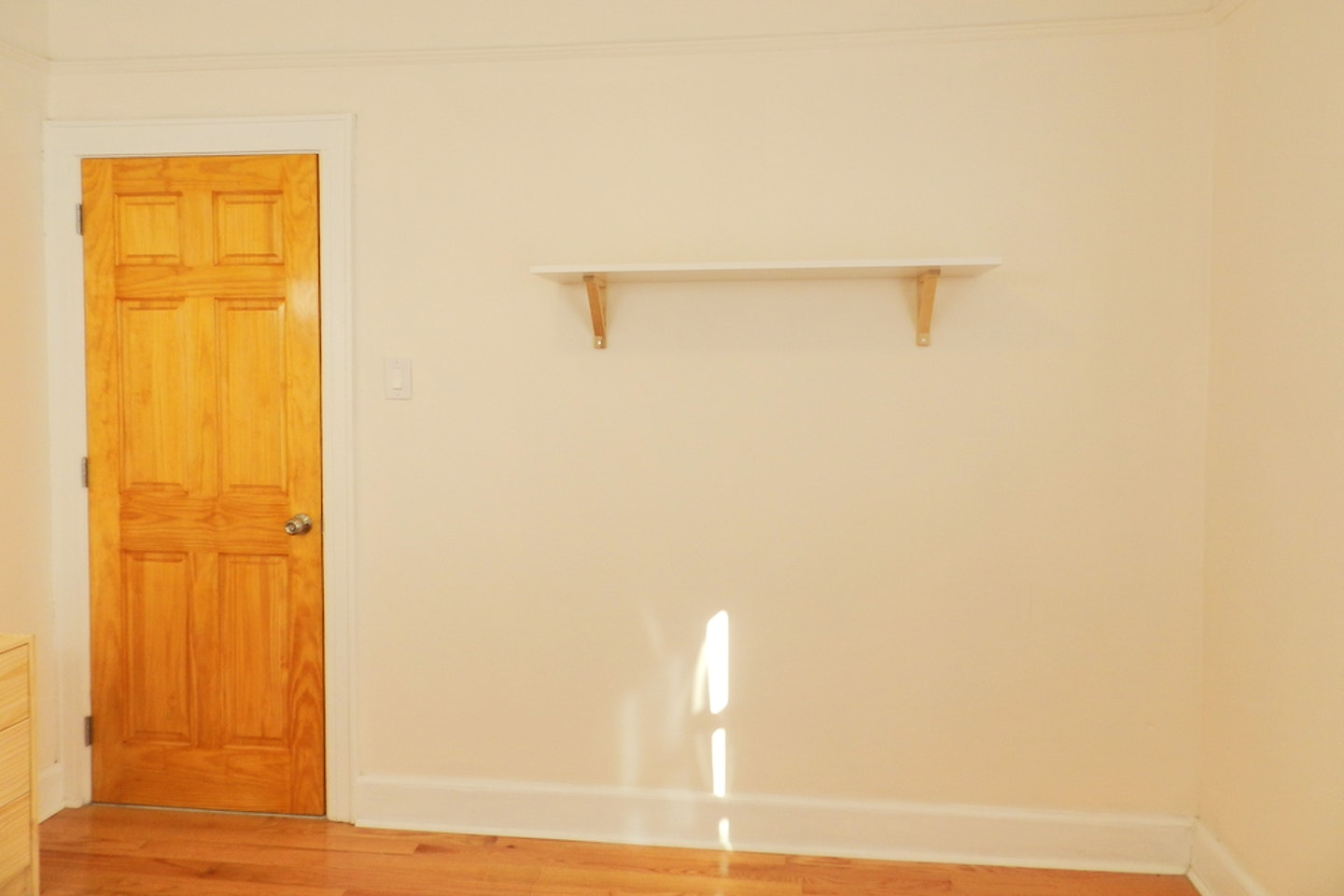 Room C - Cozy Style Townhouse Home - Gallery - 4