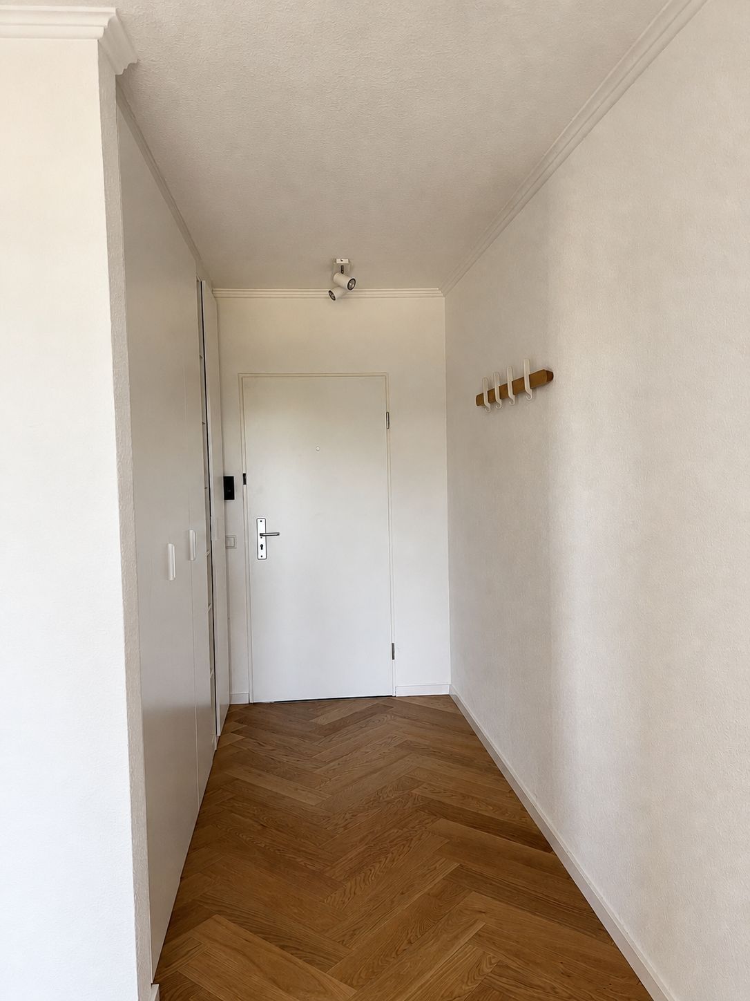 Quiet Apartment With Green Views - 7