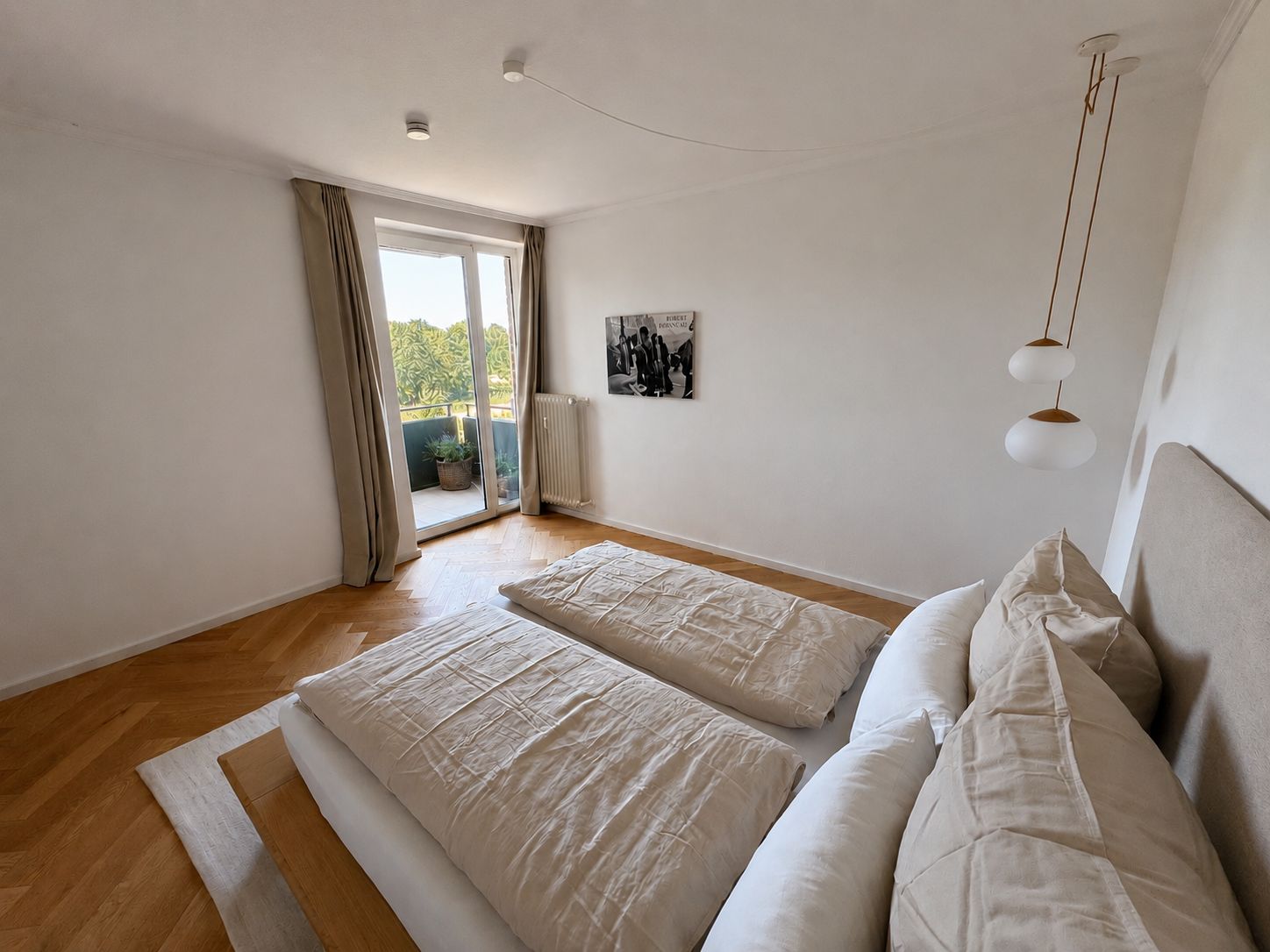 Quiet Apartment With Green Views - 6
