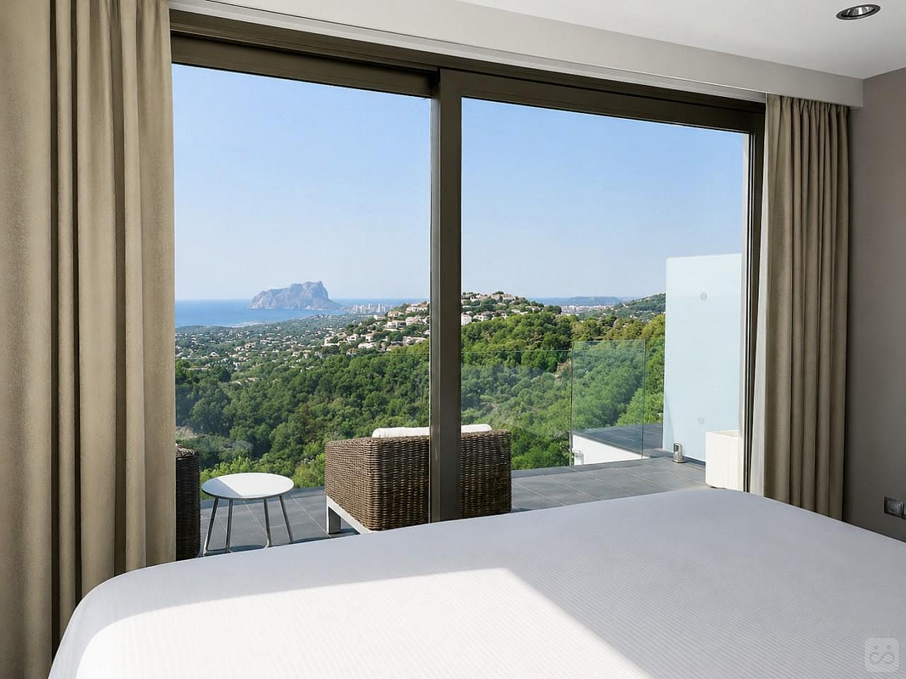 Aura Room - 2