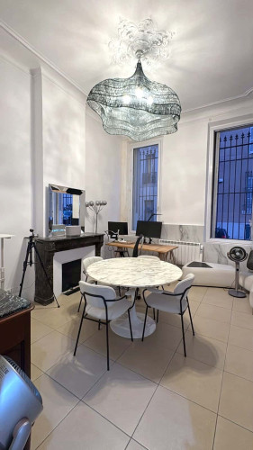 Apartment in Place Alexandre Labadie, Marseille for 80 m² with 2 bedrooms
