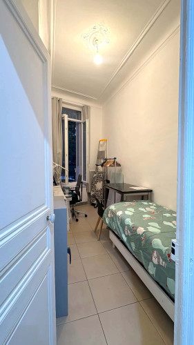 Apartment in Place Alexandre Labadie, Marseille for 80 m² with 2 bedrooms - Gallery - 12