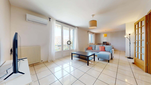 Room in Rue Marius Riollet, Grenoble for 90 m² with 4 bedrooms - Gallery - 14