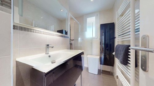 Room in Rue Marius Riollet, Grenoble for 90 m² with 4 bedrooms - Gallery - 6