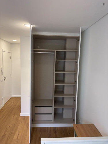Irresistible Studio with a balcony close to University of Coimbra - Gallery - 14