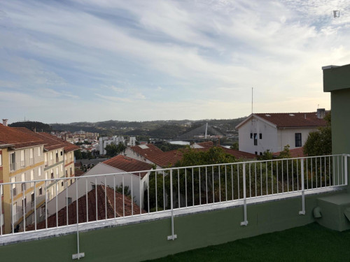 Irresistible Studio with a balcony close to University of Coimbra - Gallery - 5