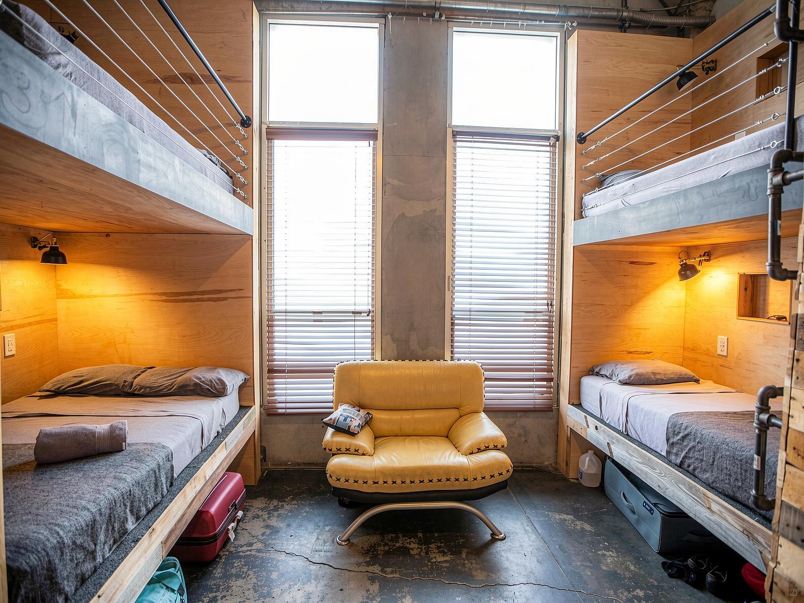 Bed In A 1-Bed Mixed Gender Room I - 21
