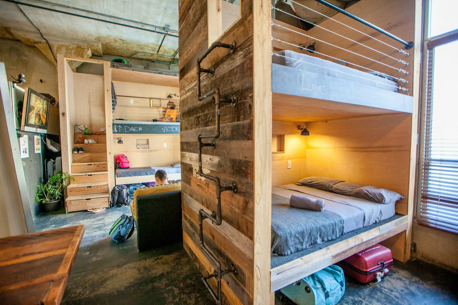 Bed In A 1-Bed Mixed Gender Room I - 7