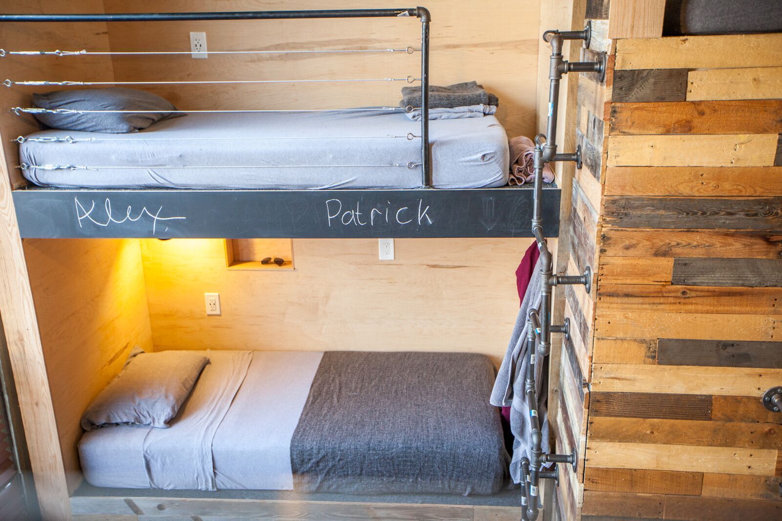 Bed In A 1-Bed Mixed Gender Room I - 15