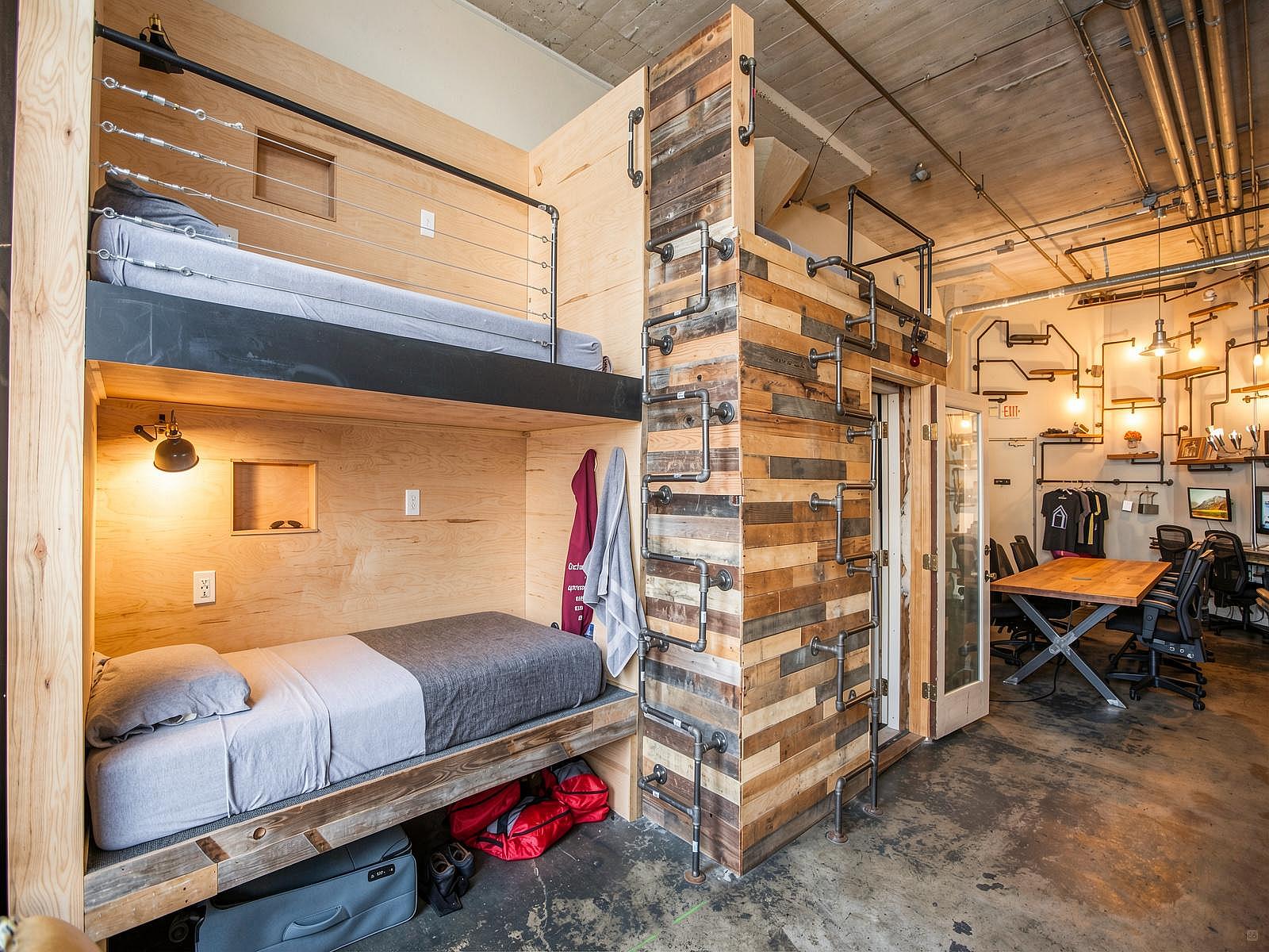 Bed In A 1-Bed Mixed Gender Room II - 22