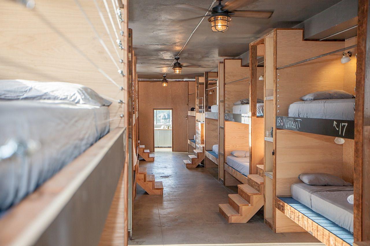 Bed In A 20-Bed Mixed Gender Room - 15