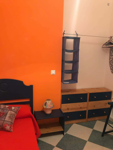 Room in Calle Sacramento, Cádiz with 3 bedrooms - Gallery - 2