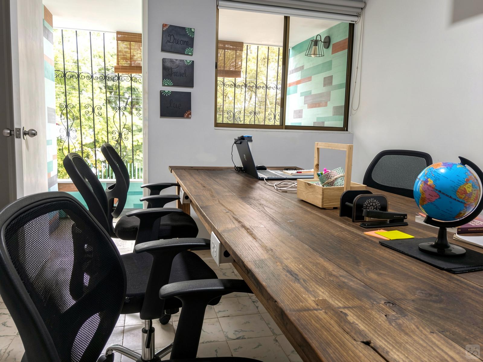 Spacious Coliving for Digital Nomads with Scenic Views in top location Envigadio