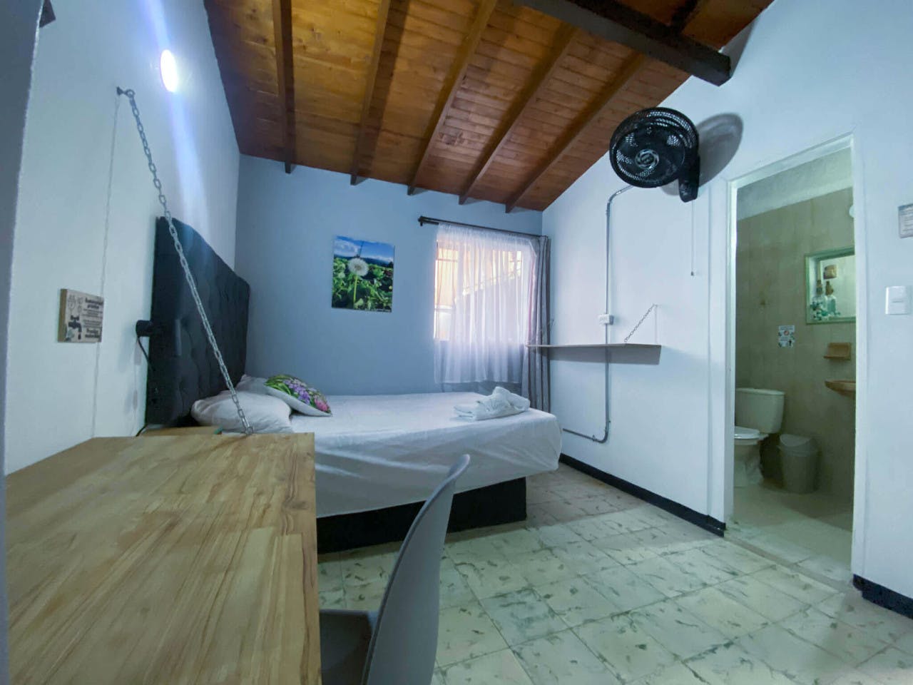  Fernando González  -  Spacious Coliving for Digital Nomads with Scenic Views in top location Envigadio  - Gallery -  20