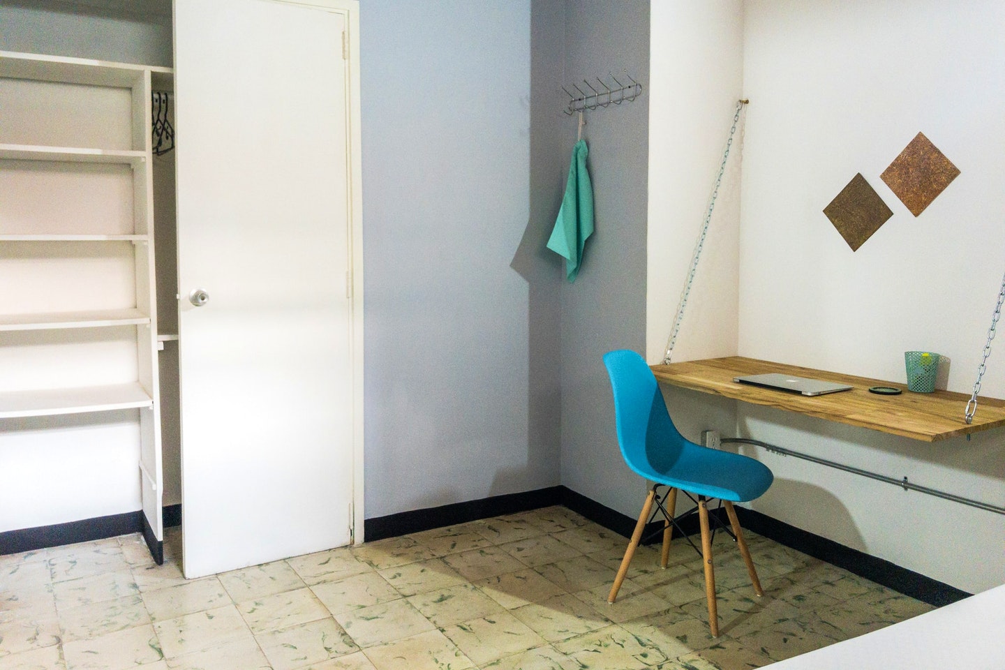  Fernando González  -  Spacious Coliving for Digital Nomads with Scenic Views in top location Envigadio  - Gallery -  4