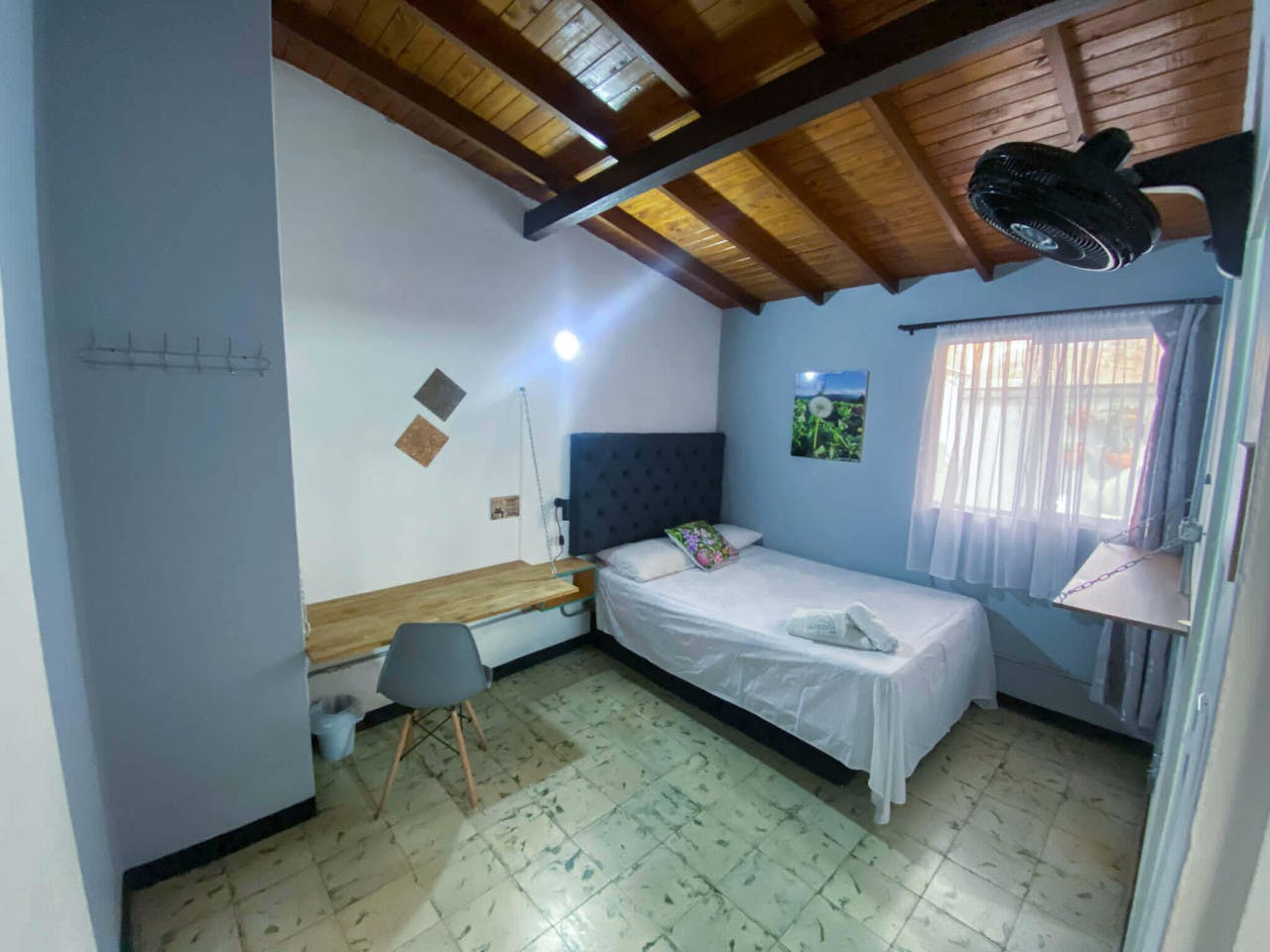  Fernando González  -  Spacious Coliving for Digital Nomads with Scenic Views in top location Envigadio  - Gallery -  19