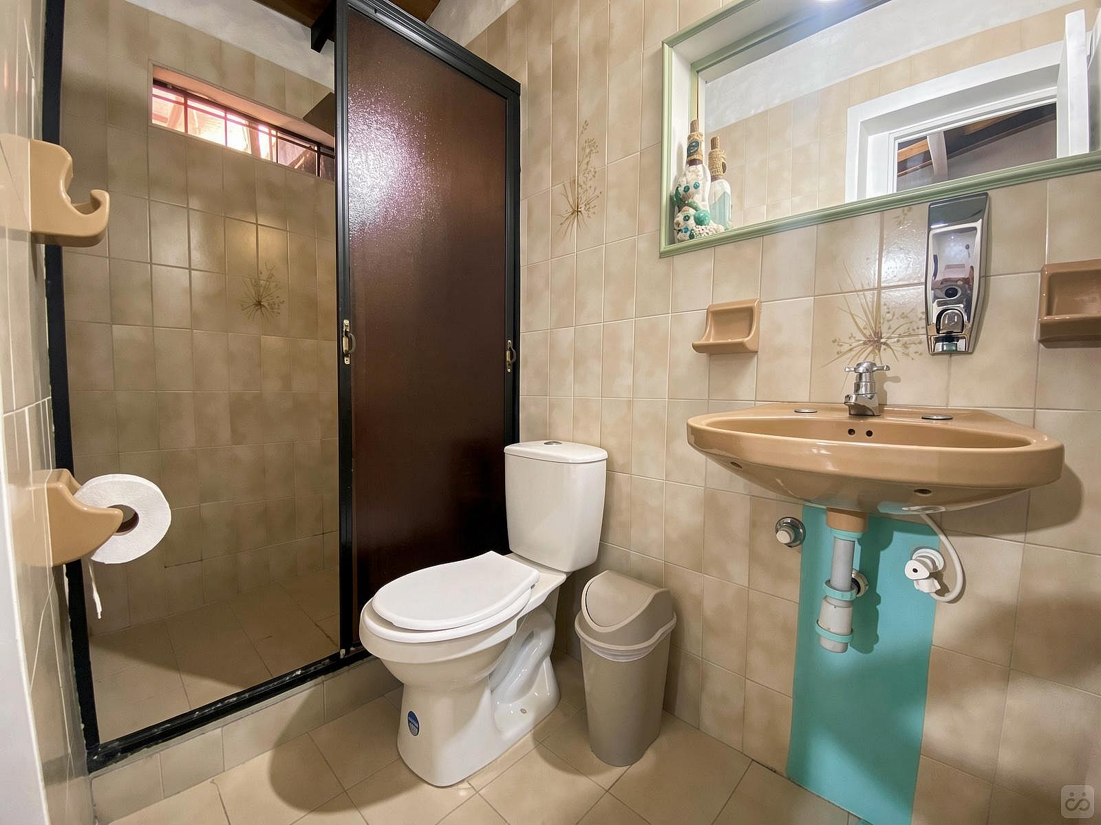  Fernando González  -  Spacious Coliving for Digital Nomads with Scenic Views in top location Envigadio  - Gallery -  82
