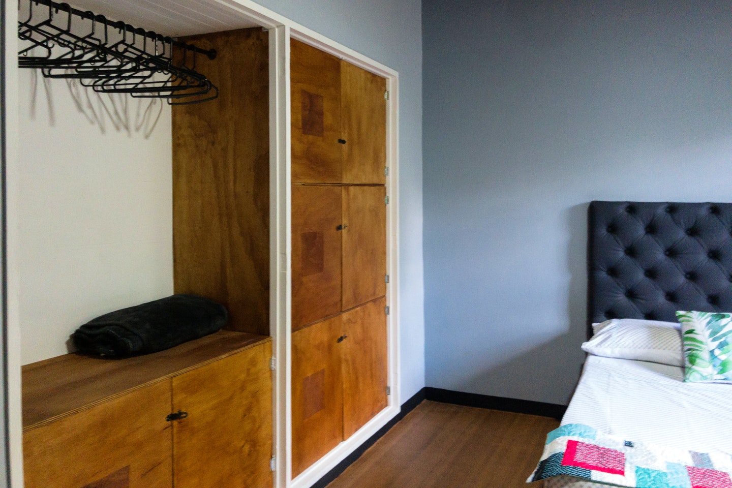  Manuel Uribe Angel  -  Spacious Coliving for Digital Nomads with Scenic Views in top location Envigadio  - Gallery -  4