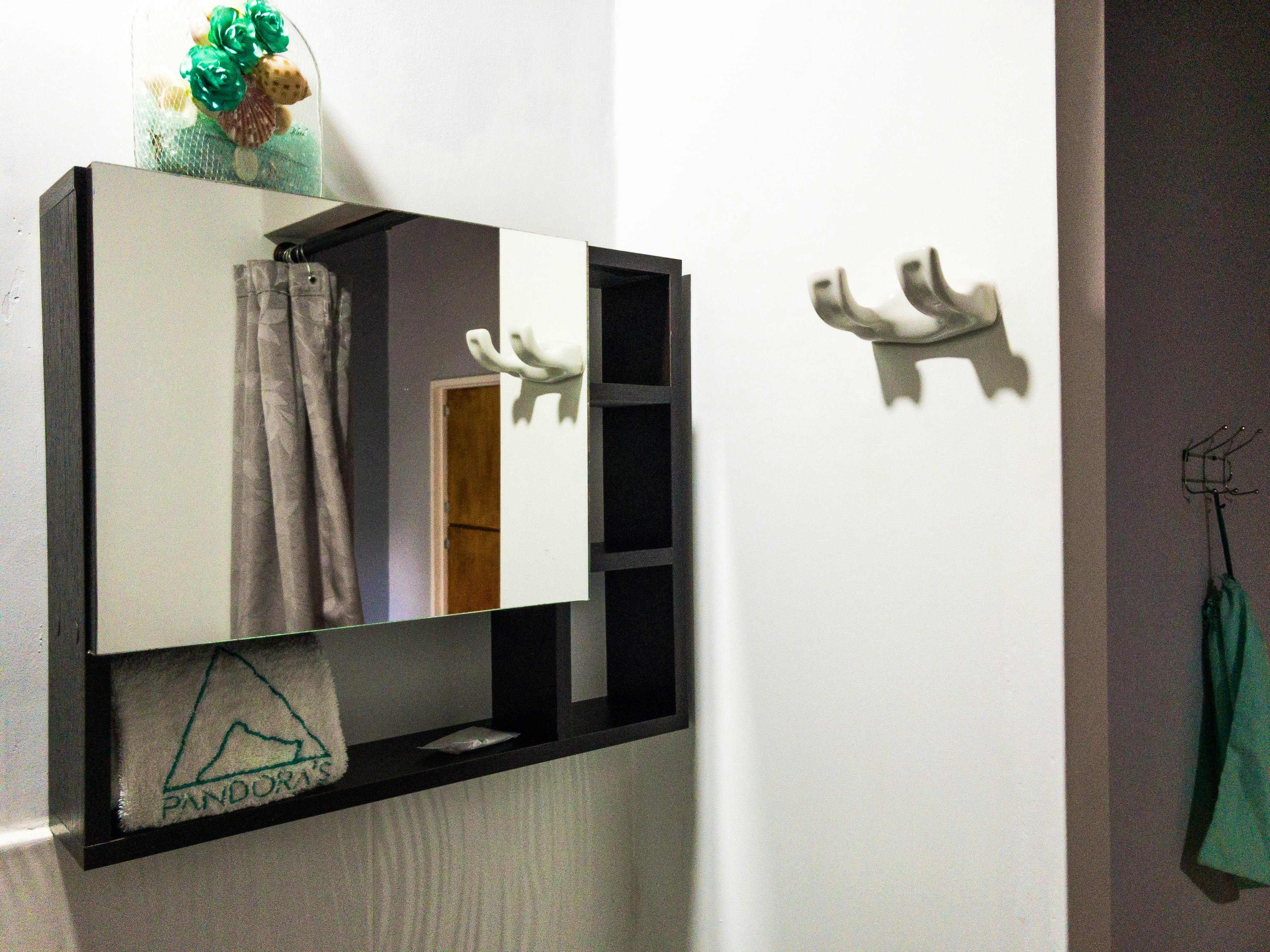  Manuel Uribe Angel  -  Spacious Coliving for Digital Nomads with Scenic Views in top location Envigadio  - Gallery -  25