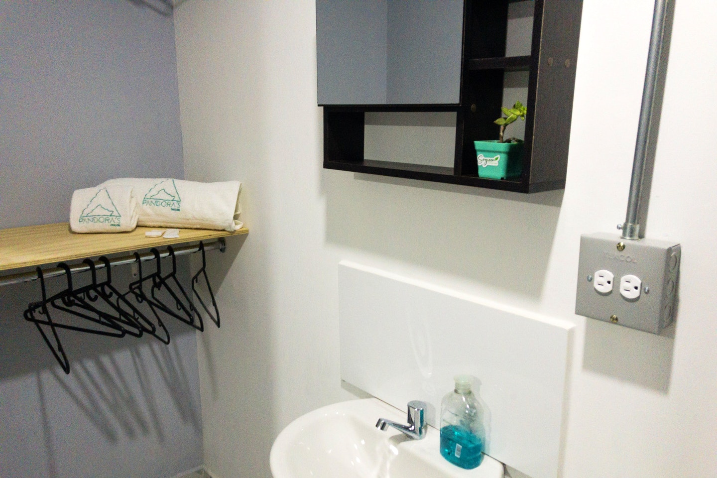  Perico Y Pantanillo  -  Spacious Coliving for Digital Nomads with Scenic Views in top location Envigadio  - Gallery -  7