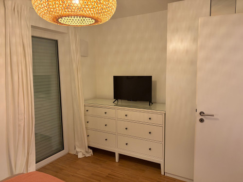 Downtown Apartment by the River - with Floor Heating & Parking - Gallery - 4