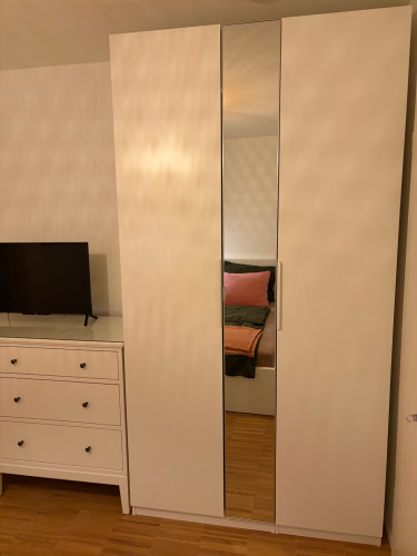 Downtown Apartment by the River - with Floor Heating & Parking - Gallery - 2