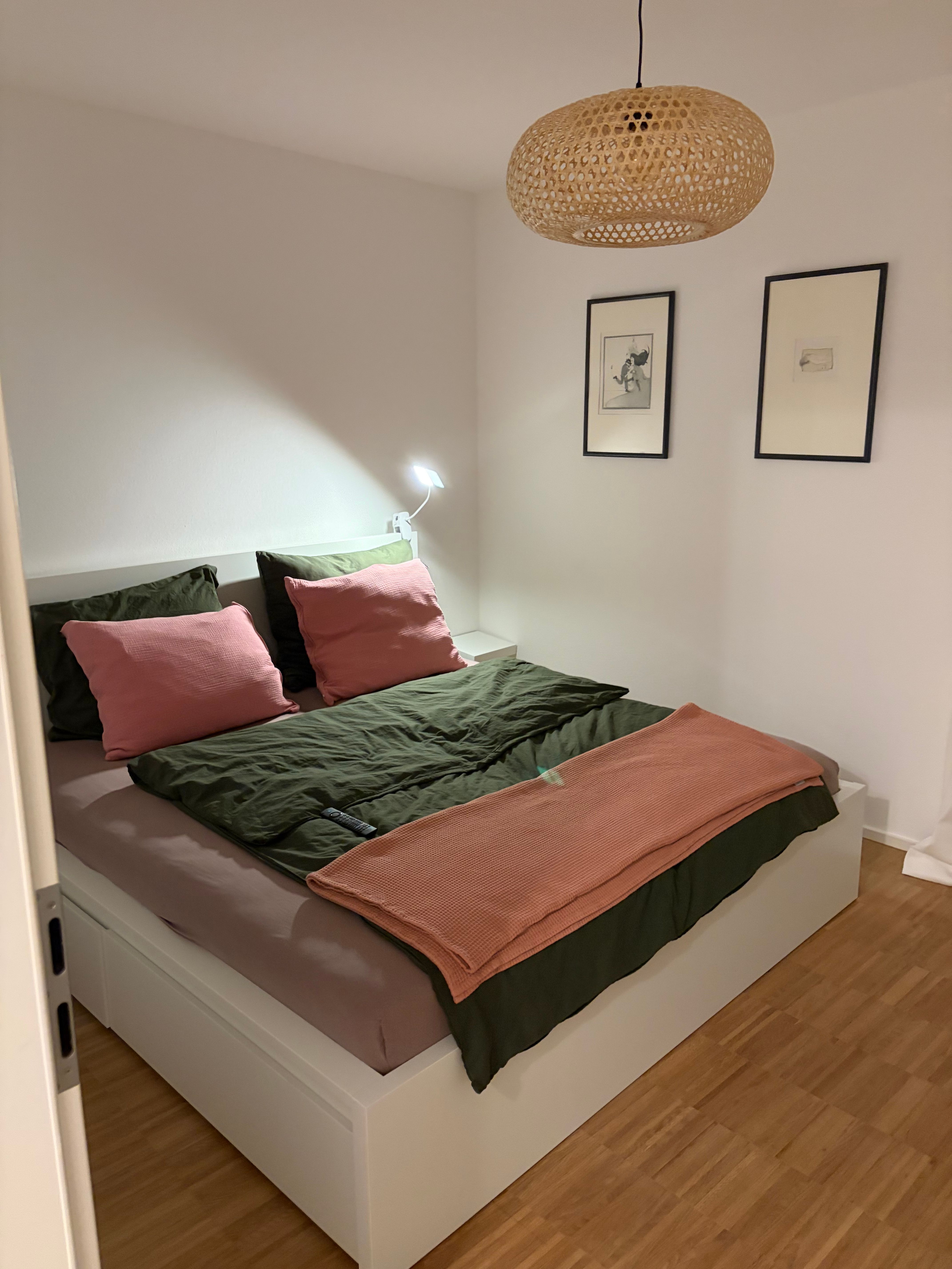 Downtown Apartment By The River - With Floor Heating & Parking - 5