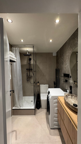 Modern 2-room Apartment with Lake View, Garden, Terrace - Gallery - 8