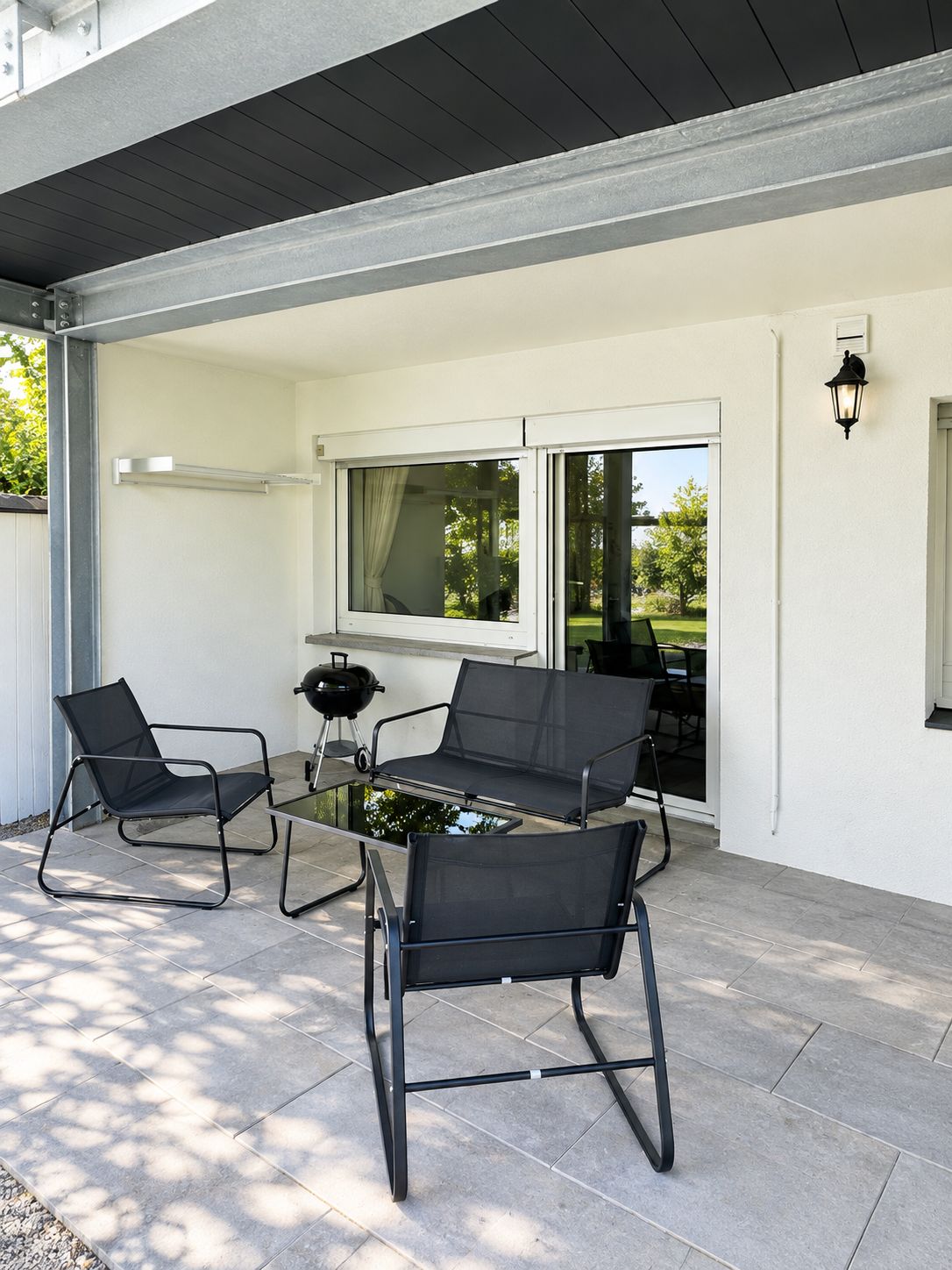 Modern 2-Room Apartment With Lake View, Garden, Terrace - 16