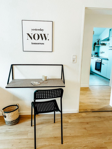 Feels like home - bright, furnished apartment near the airport. - Gallery - 16