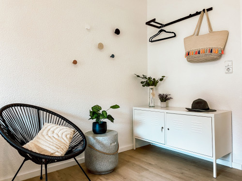 Feels like home - bright, furnished apartment near the airport. - Gallery - 18