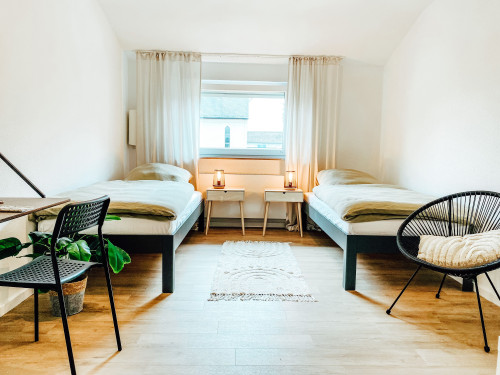 Feels like home - bright, furnished apartment near the airport. - Gallery - 19