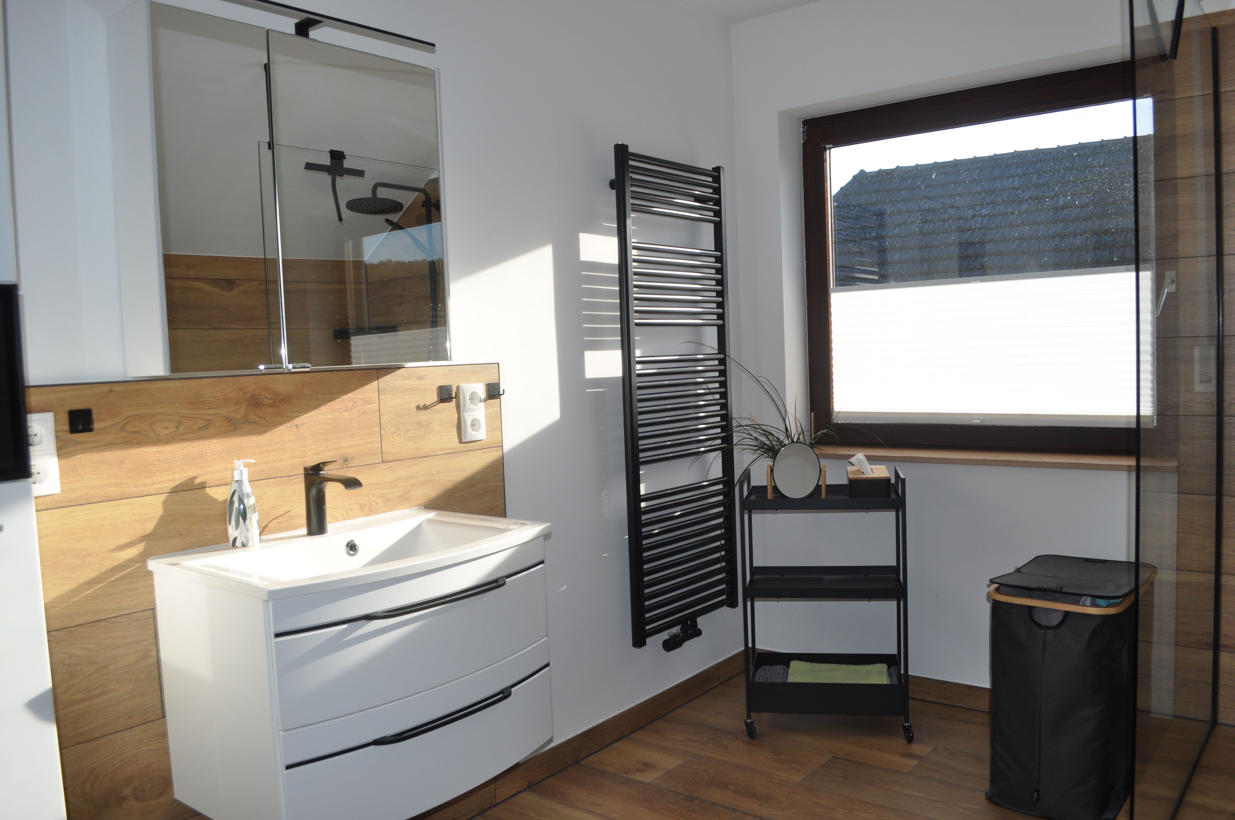 Furnished House With 4 Bedrooms & 2 Bathrooms In Remagen-Unkelbach - 14