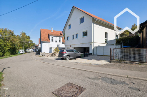 High-quality furnished detached house with large garden in Schönaich - Gallery - 2