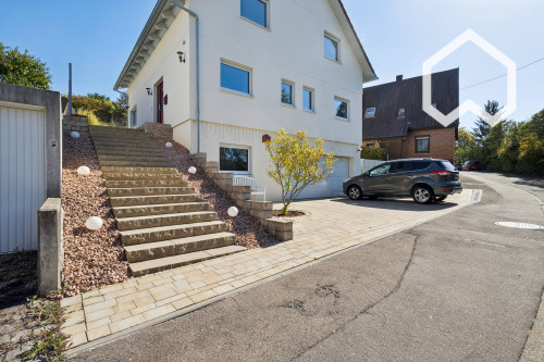 High-quality furnished detached house with large garden in Schönaich - Gallery - 3