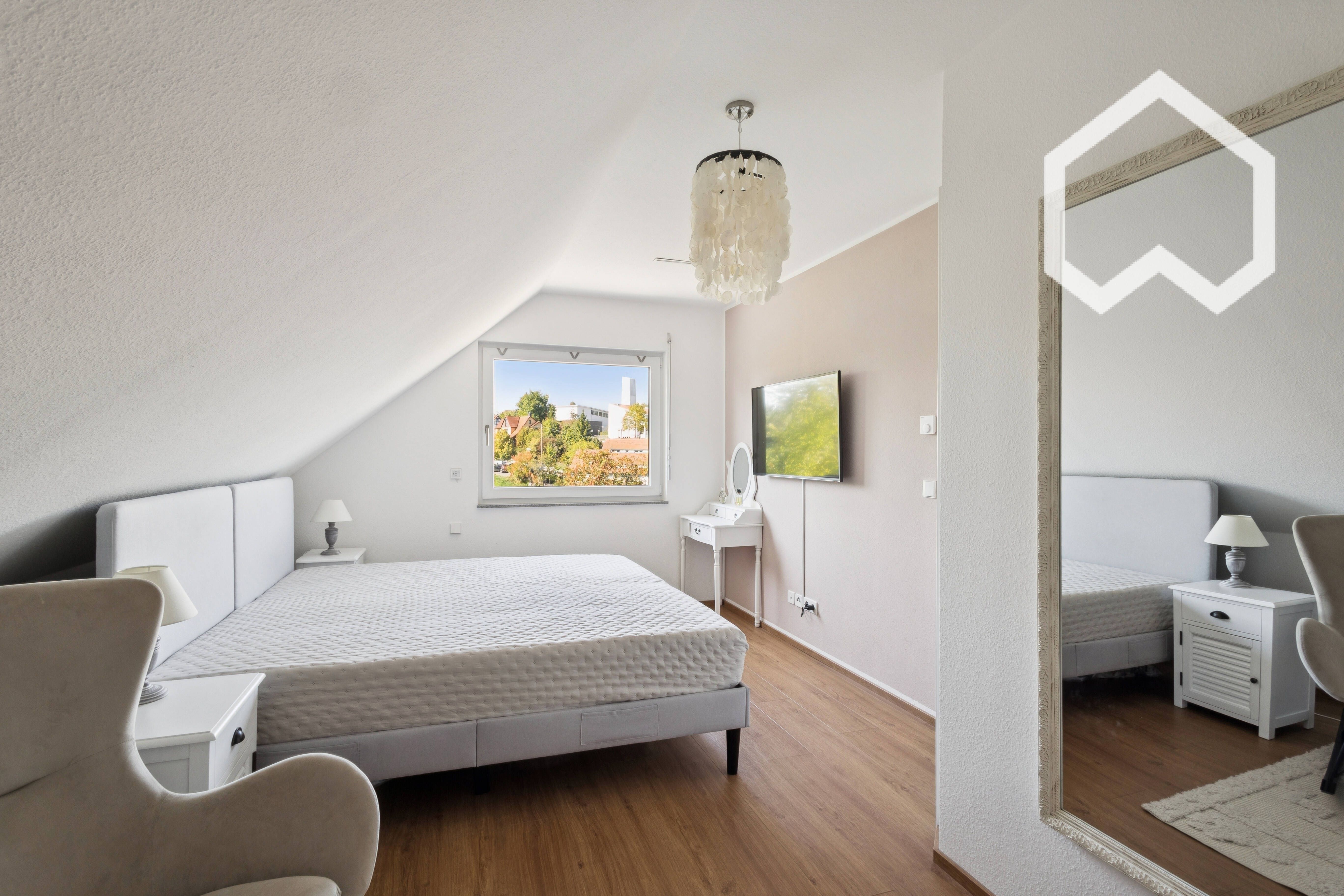 High-Quality Furnished Detached House With Large Garden In Schönaich - 11