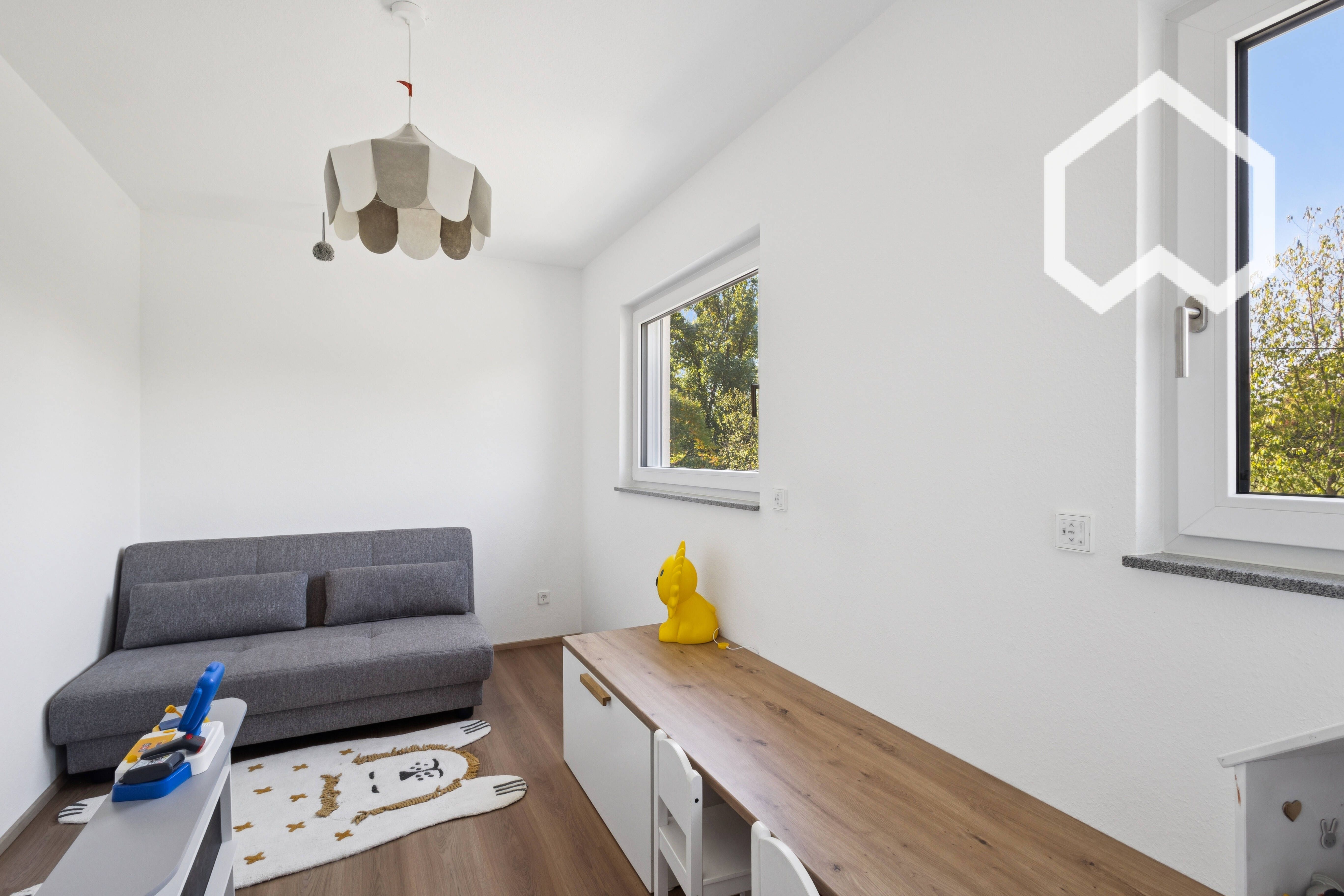 High-Quality Furnished Detached House With Large Garden In Schönaich - 8