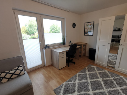 Beautiful 2-room apartment incl. balcony and bike :-)