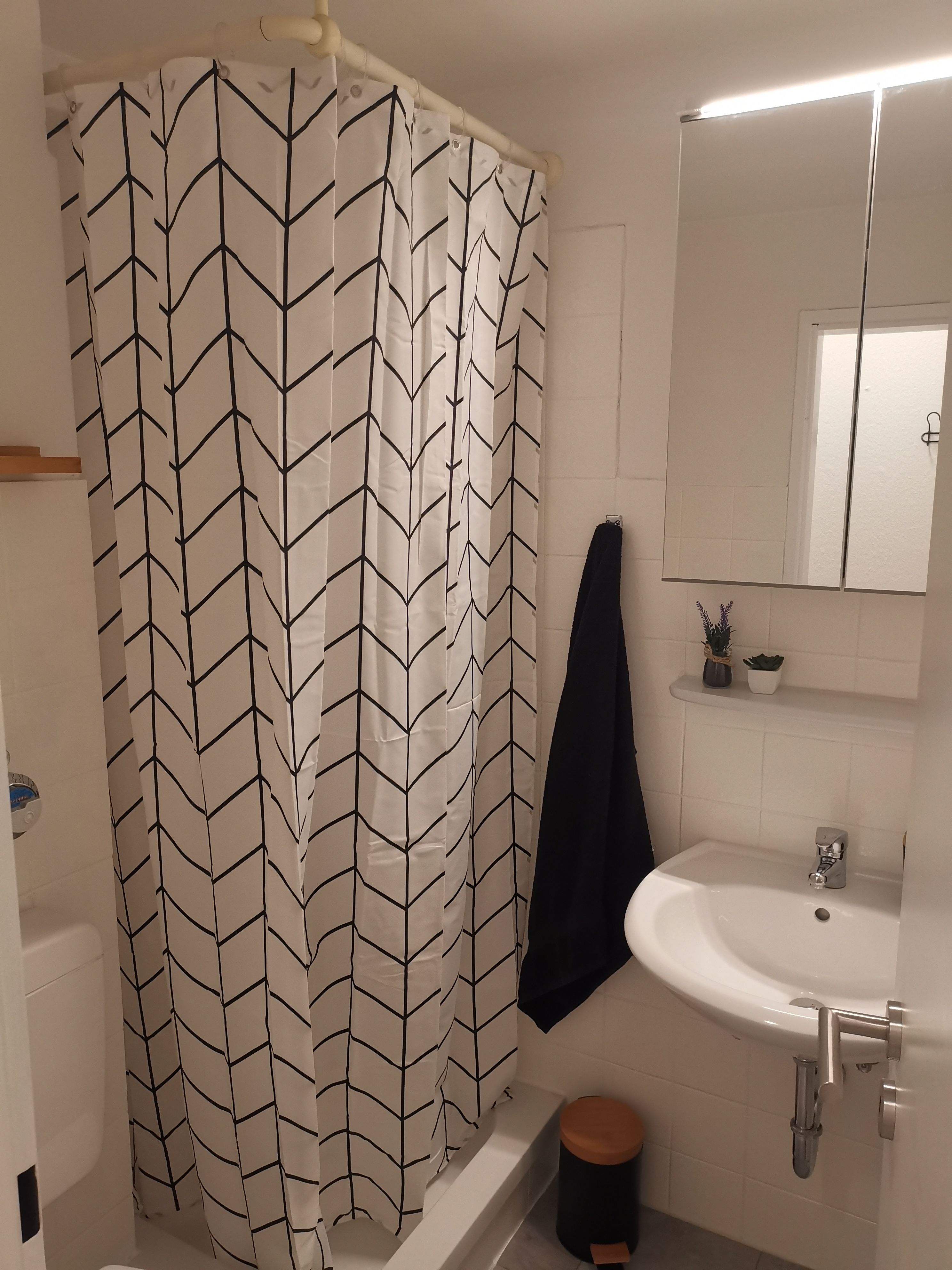 Beautiful 2-Room Apartment Incl. Balcony And Bike :-) - 16