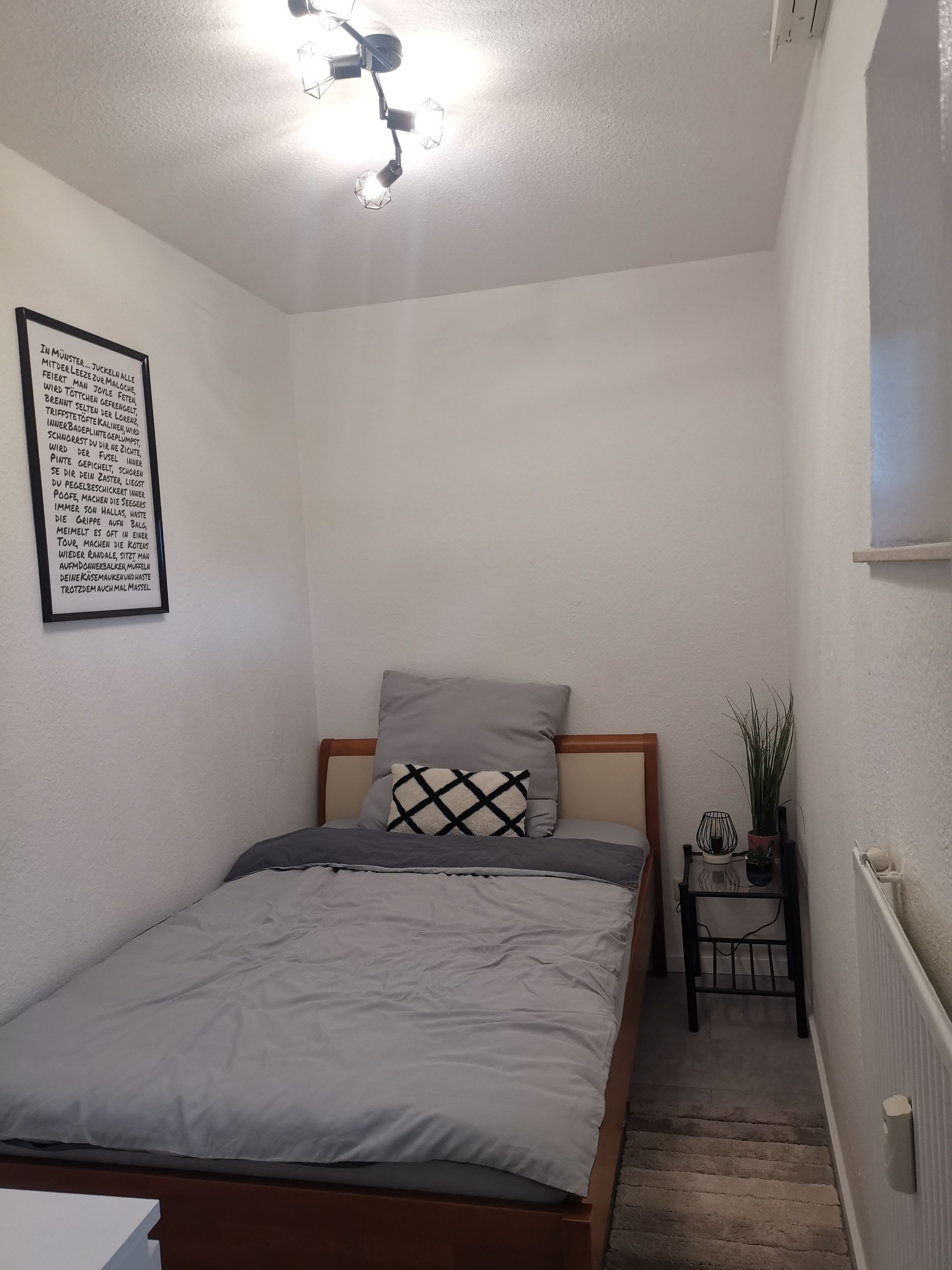 Beautiful 2-Room Apartment Incl. Balcony And Bike :-) - 35