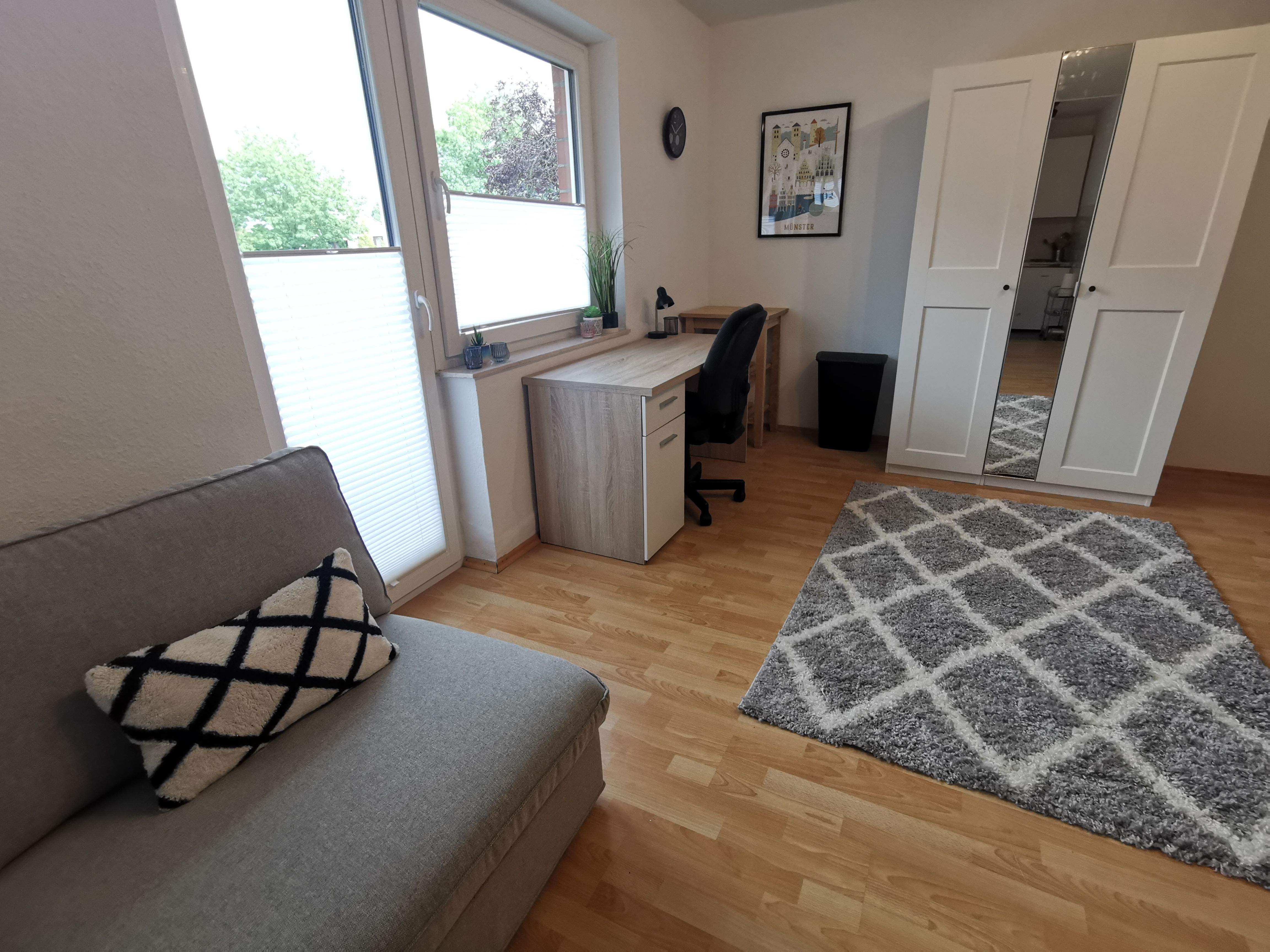 Beautiful 2-Room Apartment Incl. Balcony And Bike :-) - 32