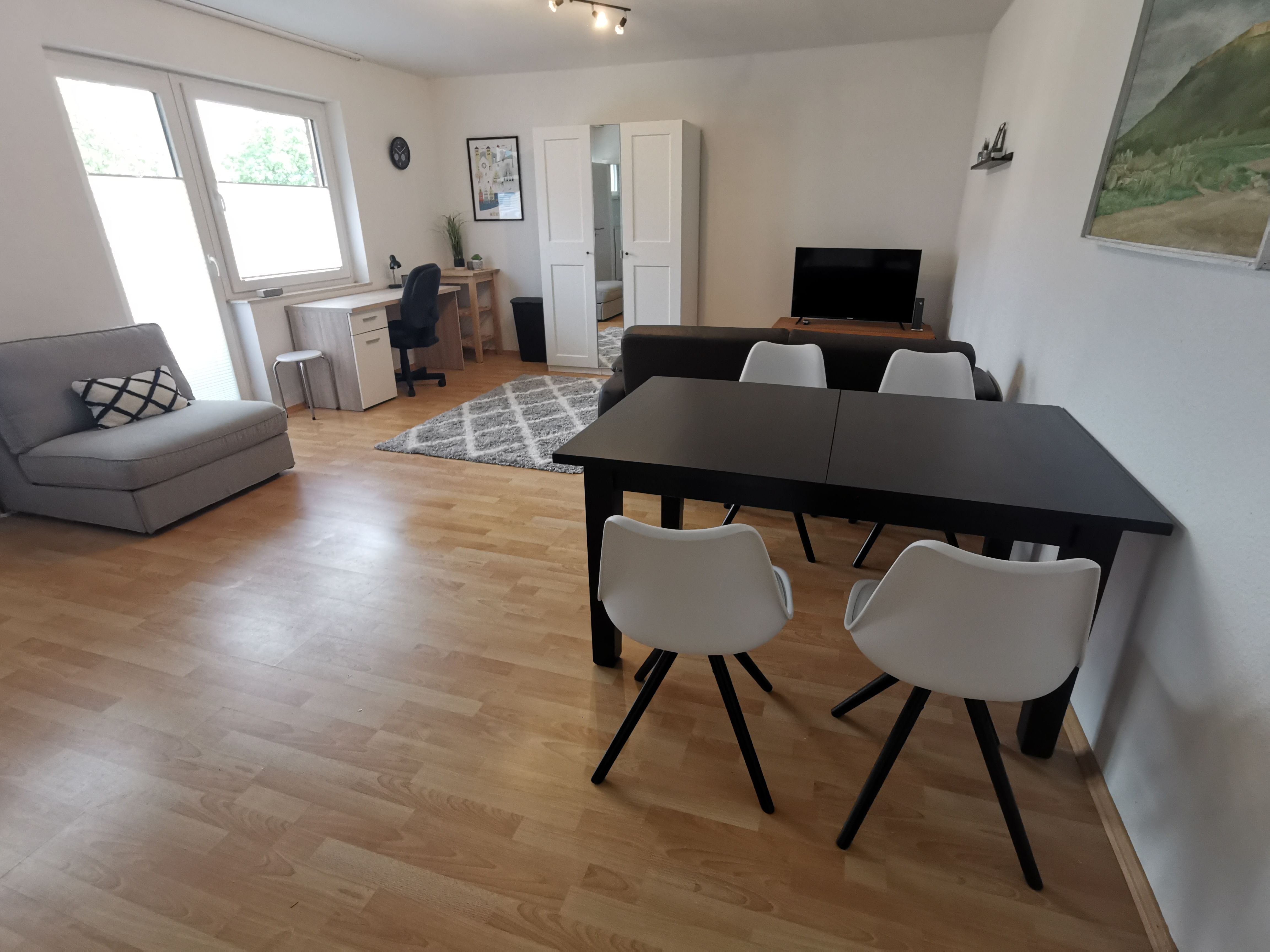 Beautiful 2-Room Apartment Incl. Balcony And Bike :-) - 43