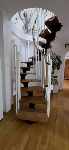 Stylish and centrally located furnished apartment for temporary living in Essen’s vibrant nightlife district - Gallery - 16