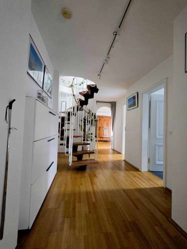 Stylish and centrally located furnished apartment for temporary living in Essen’s vibrant nightlife district - Gallery - 26