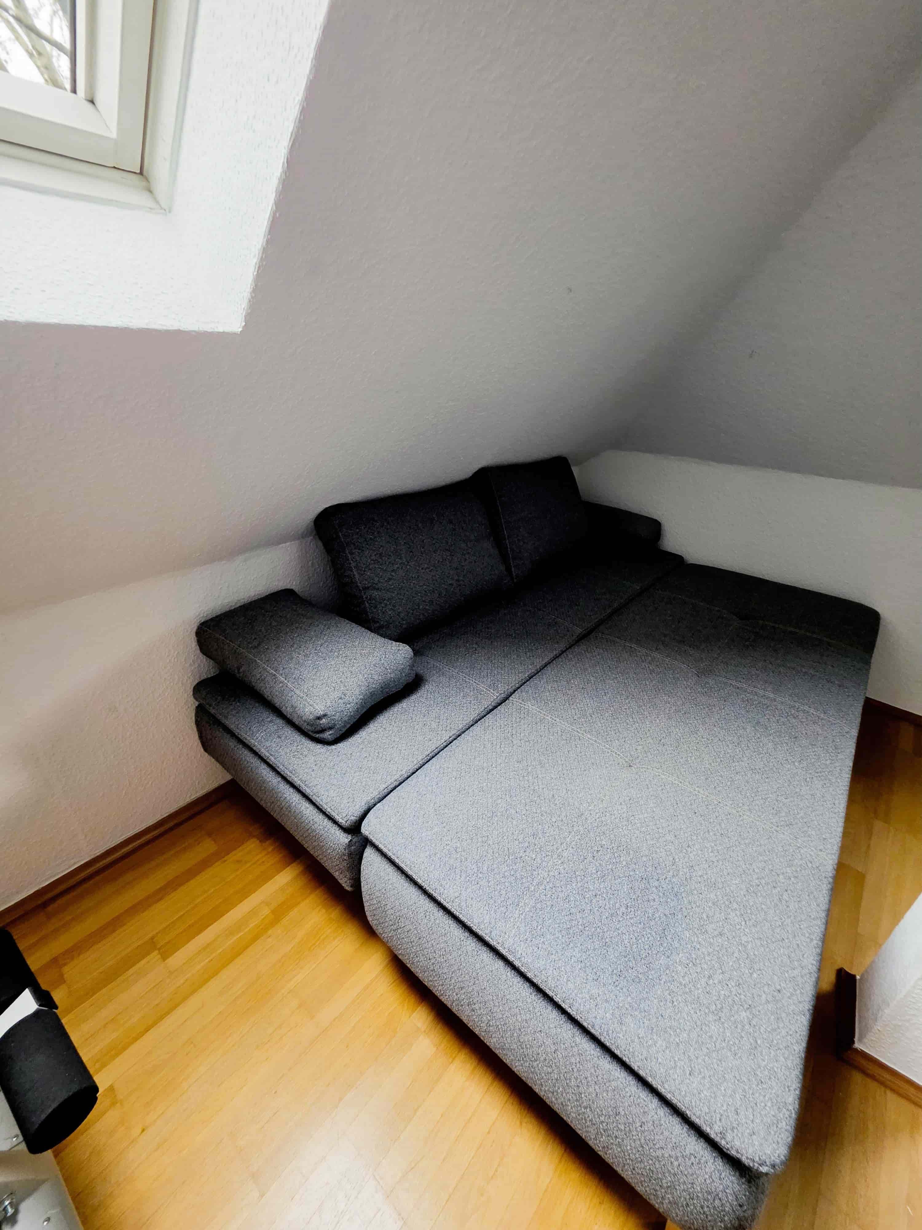 Stylish And Centrally Located Furnished Apartment For Temporary Living In Essen’s Vibrant Nightlife - 39